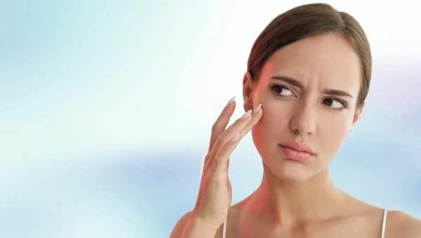 5 тонкостей макияжа при сухой коже, которые помогут избежать неудобств в течении дня